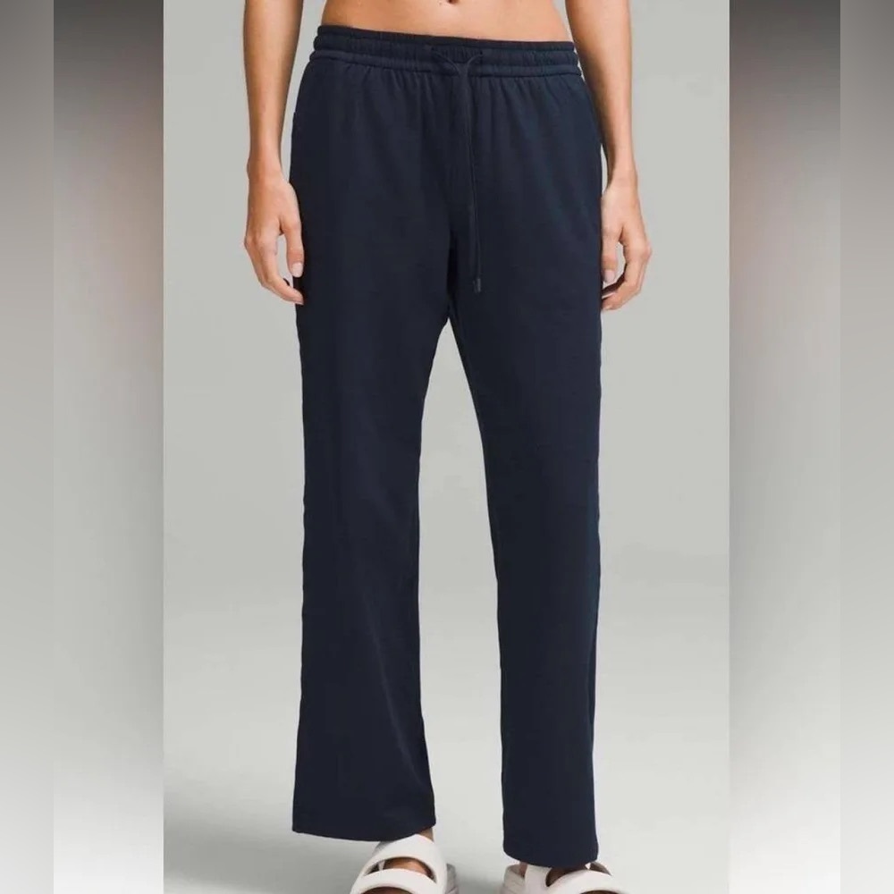 NWT LULULEMON Navy Blue Jogger Pants